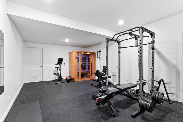 4648 Benjamin Place, Woodbury, MN 55129