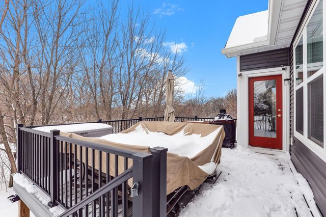 4648 Benjamin Place, Woodbury, MN 55129