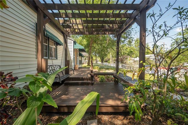 1211 E PARK CIRCLE, Tampa, FL 33604