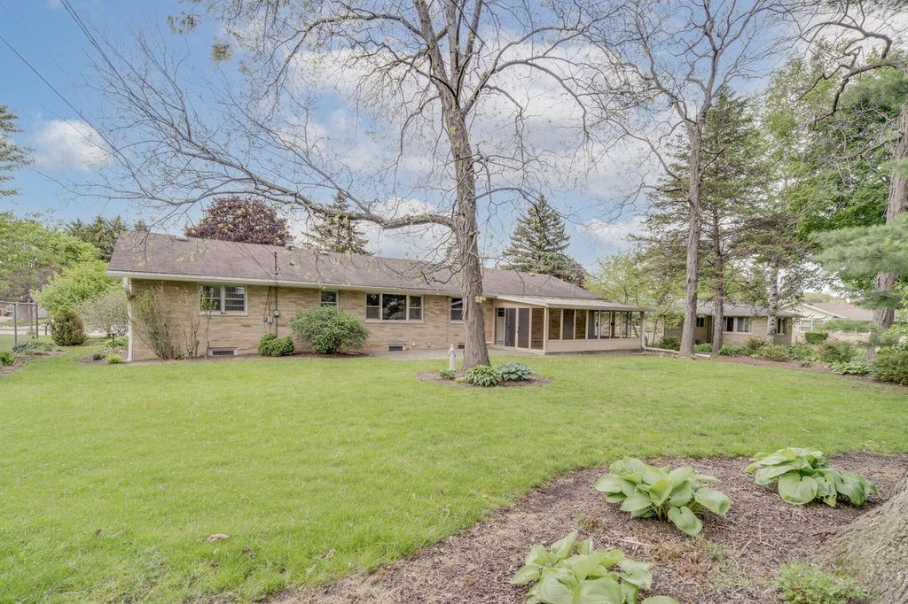 4129 86th STREET, Kenosha, WI 53142