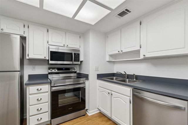 2971 ESTANCIA BOULEVARD 313, Clearwater, FL 33761