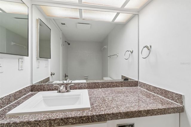 2971 ESTANCIA BOULEVARD 313, Clearwater, FL 33761