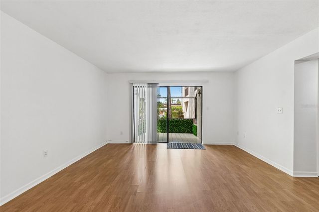 2971 ESTANCIA BOULEVARD 313, Clearwater, FL 33761