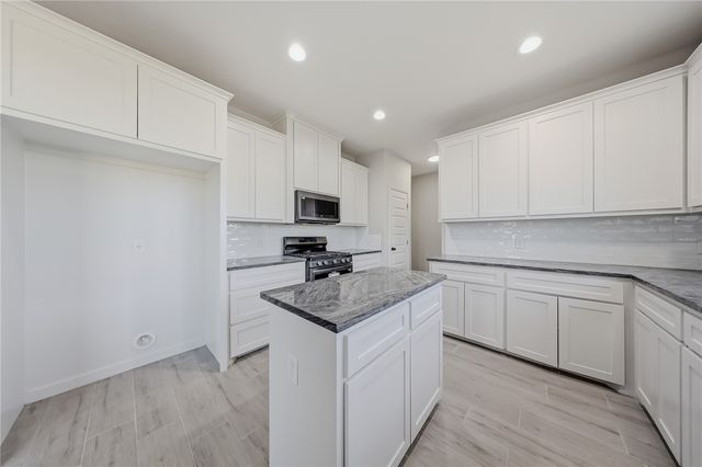 710 Mereet Dr, Corpus Christi, TX 78418