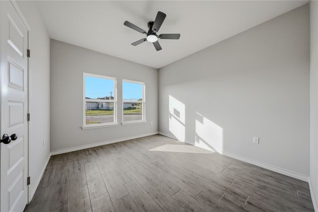 710 Mereet Dr, Corpus Christi, TX 78418
