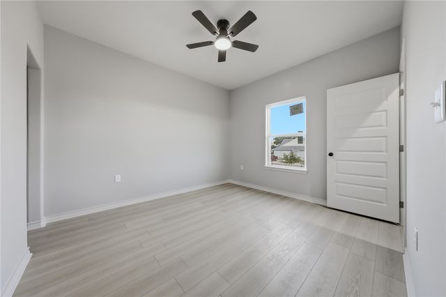 710 Mereet Dr, Corpus Christi, TX 78418