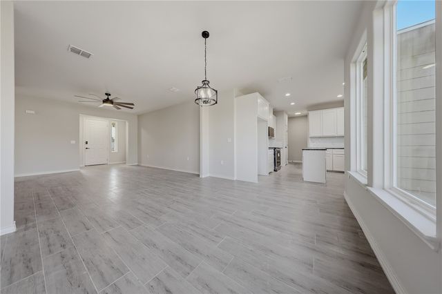 710 Mereet Dr, Corpus Christi, TX 78418