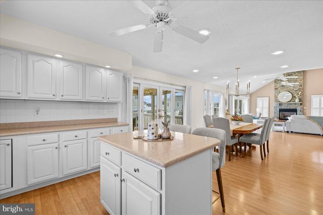 410 VICTORIA RD, South Bethany, DE 19930