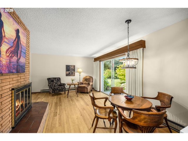 3223 17TH Pl, Forest Grove, OR 97116