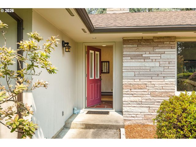 3223 17TH Pl, Forest Grove, OR 97116