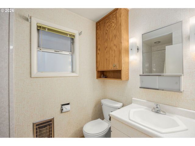 3223 17TH Pl, Forest Grove, OR 97116