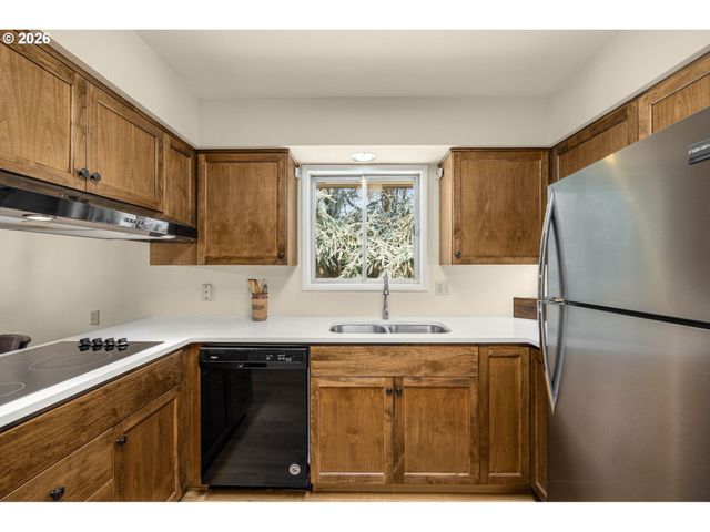 3223 17TH Pl, Forest Grove, OR 97116