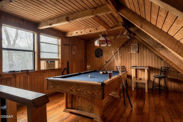 817 Ridgefield Drive, Sevierville, TN 37876