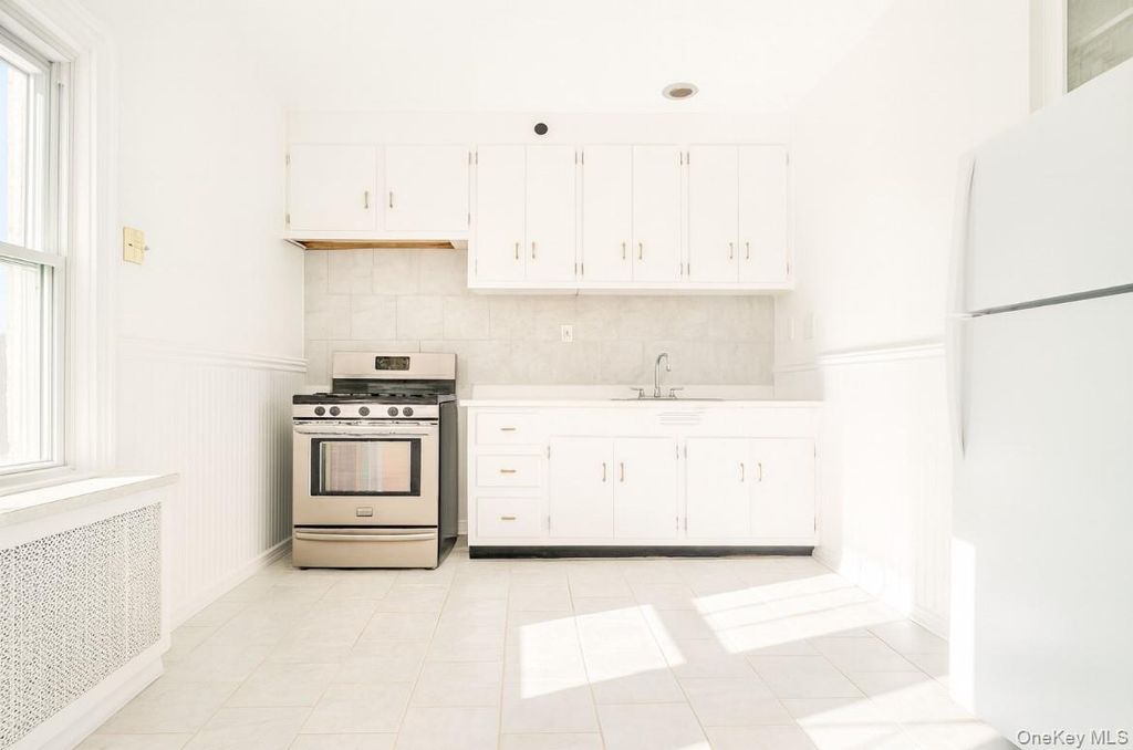 194 Summit Avenue 2, Mount Vernon, NY 10550