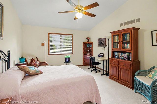 2246 Willow Tree Drive, Brighton, MI 48116