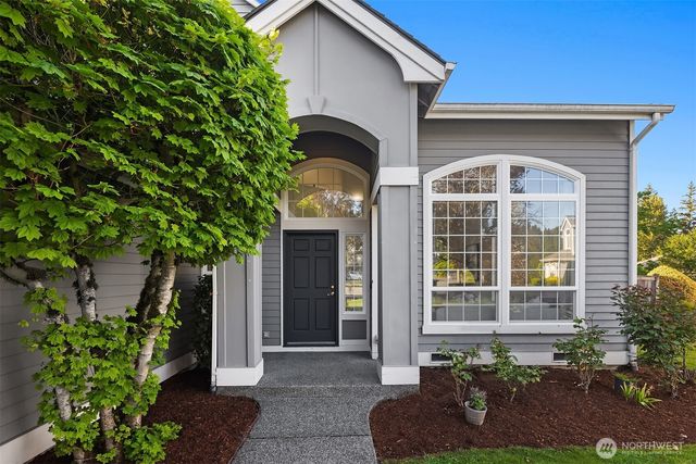 2462 238th Place NE, Sammamish, WA 98074