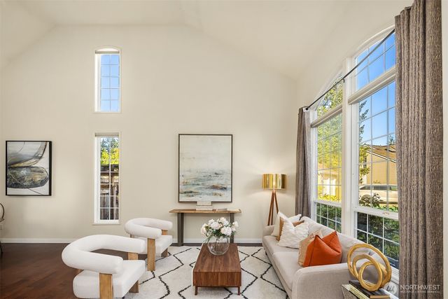 2462 238th Place NE, Sammamish, WA 98074