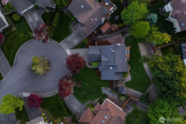 2462 238th Place NE, Sammamish, WA 98074