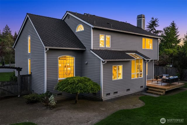 2462 238th Place NE, Sammamish, WA 98074