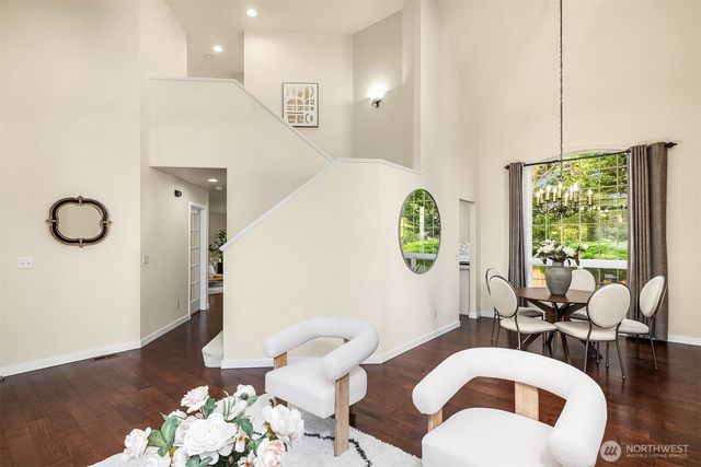 2462 238th Place NE, Sammamish, WA 98074