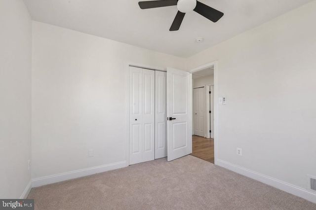 9662 WESTPORT LN, Burke, VA 22015
