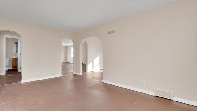 138 West Bayard Street, Seneca Falls, NY 13148