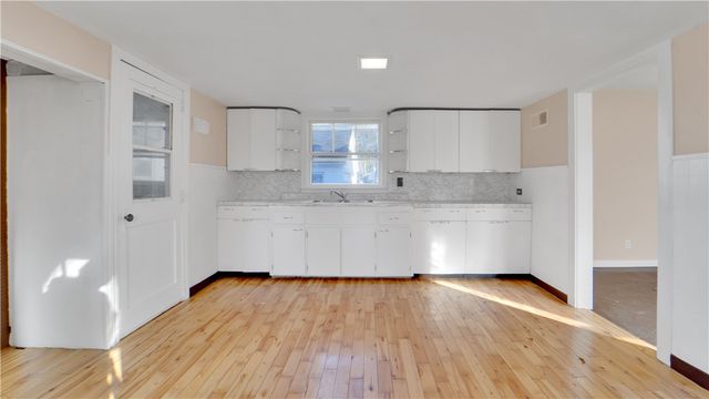 138 West Bayard Street, Seneca Falls, NY 13148