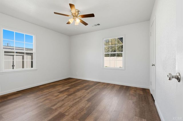 100 W Terrace Drive, Hanford, CA 93230