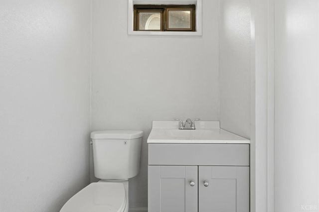 100 W Terrace Drive, Hanford, CA 93230