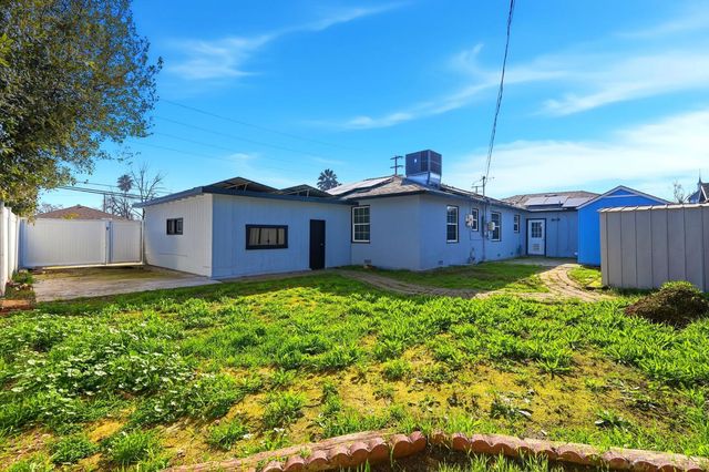 100 W Terrace Drive, Hanford, CA 93230