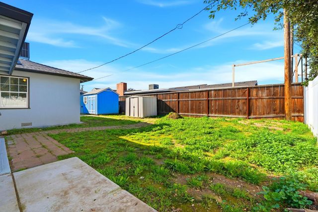 100 W Terrace Drive, Hanford, CA 93230