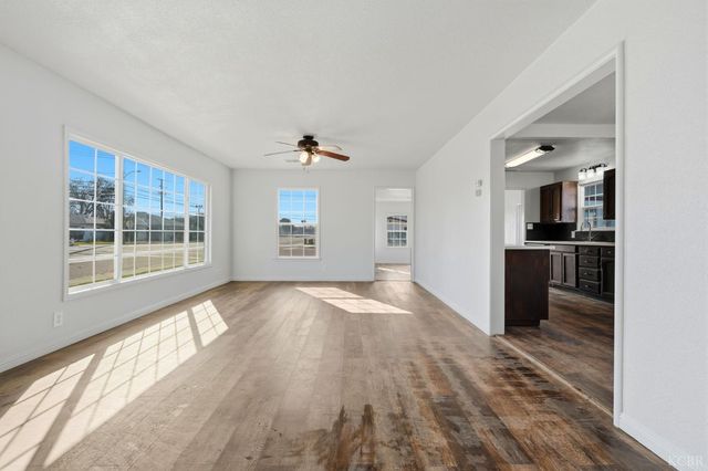 100 W Terrace Drive, Hanford, CA 93230