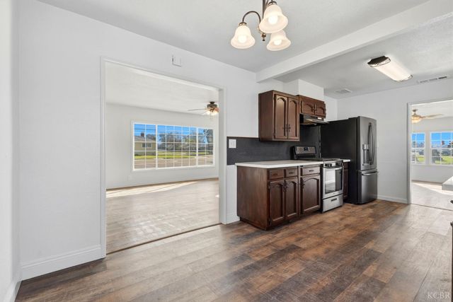 100 W Terrace Drive, Hanford, CA 93230