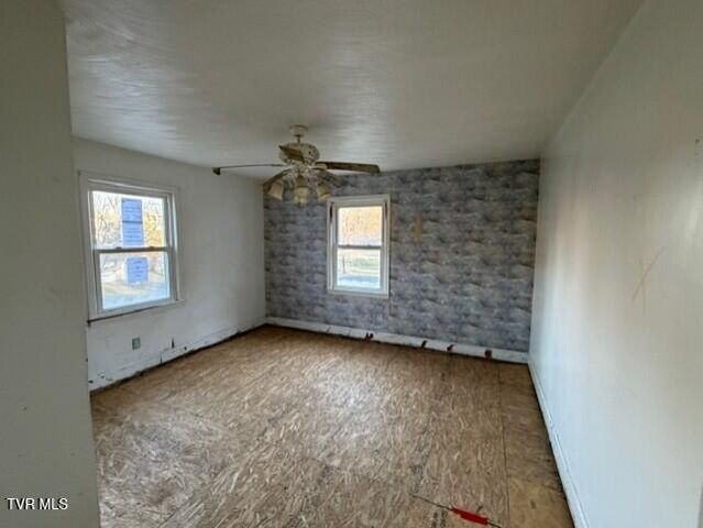 1169 Valley Drive, Bristol, VA 24201