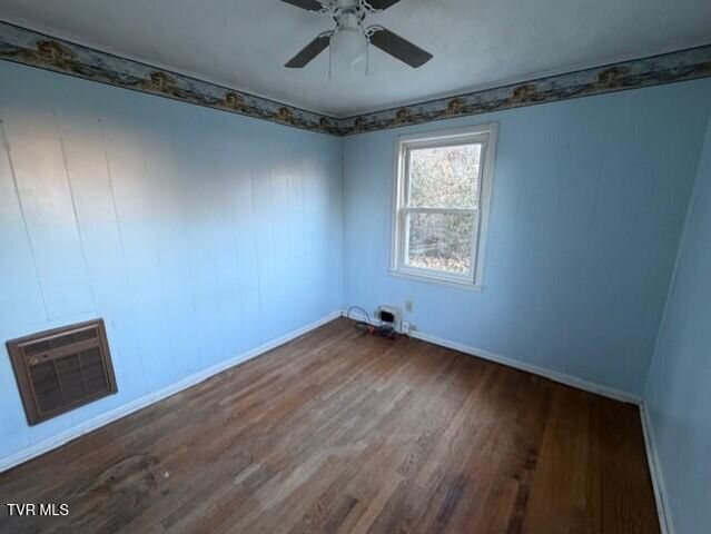 1169 Valley Drive, Bristol, VA 24201