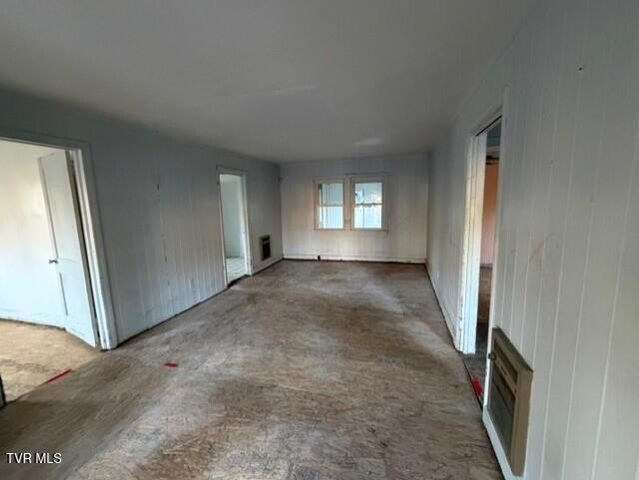 1169 Valley Drive, Bristol, VA 24201