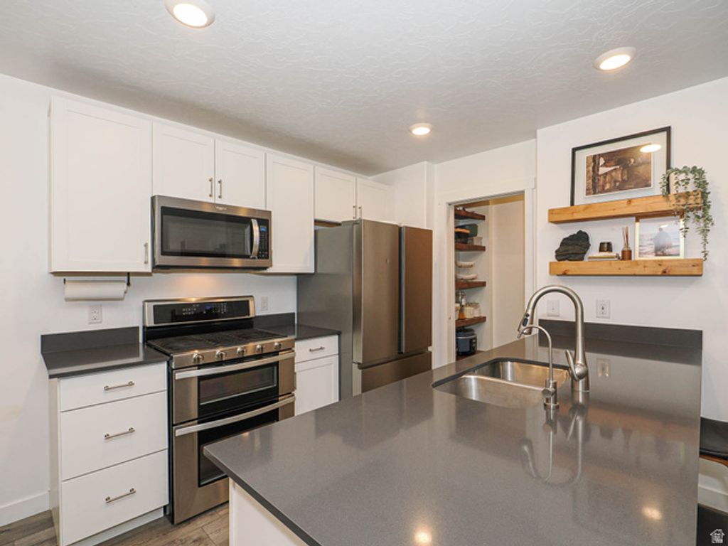 69 N HEADING ROW, Saratoga Springs, UT 84045 — photo 4