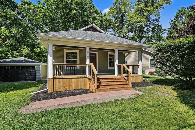 226 S Barker Street, New Buffalo, MI 49117