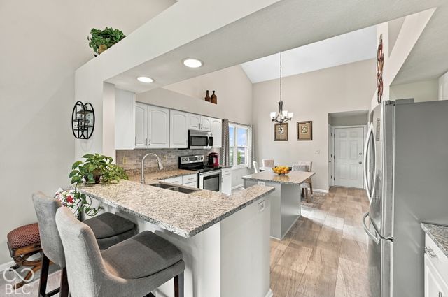 7342 Pymbroke Drive, Fishers, IN 46038