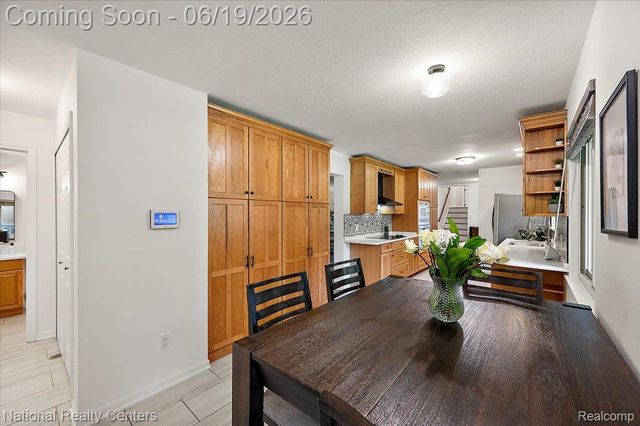 21201 E Chigwidden Street, Northville, MI 48167