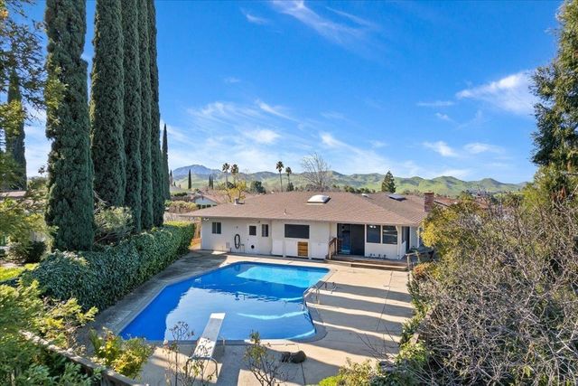 224 Cobblestone Dr, Antioch, CA 94509