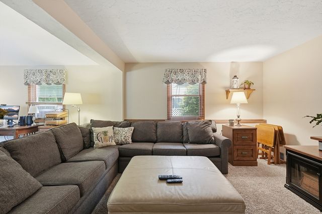 3 Barrows Road, Worcester, MA 01609