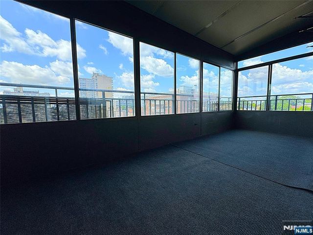 2185 Lemoine 8M, Fort Lee, NJ 07024