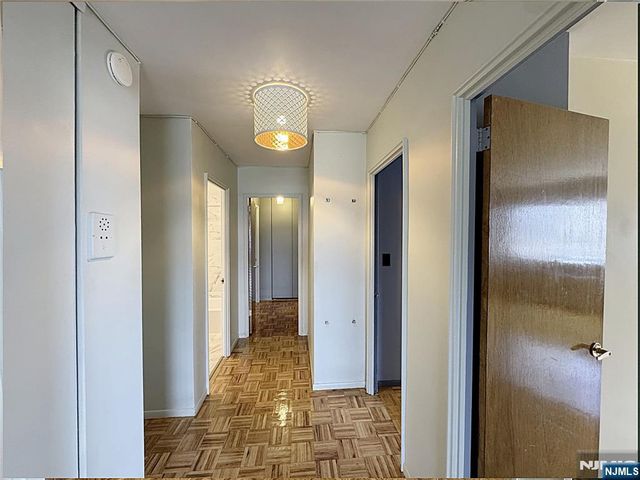 2185 Lemoine 8M, Fort Lee, NJ 07024