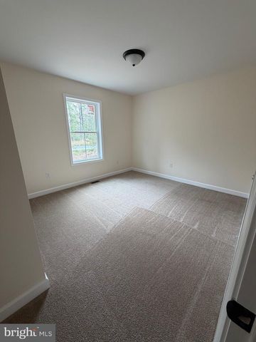 335 JENNIFER LANE, Shanks, WV 26761