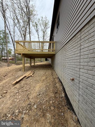 335 JENNIFER LANE, Shanks, WV 26761