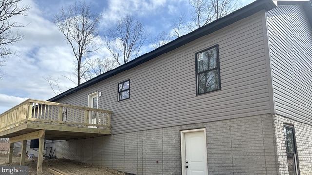 335 JENNIFER LANE, Shanks, WV 26761