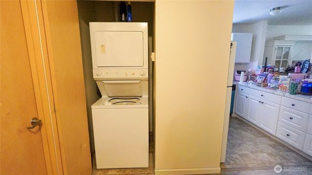 3221 S 208th Street, Seatac, WA 98198