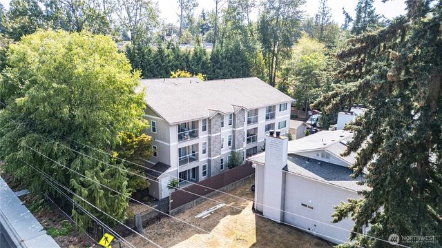 3221 S 208th Street, Seatac, WA 98198