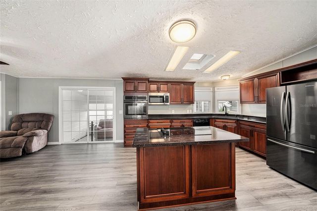 37617 AMIGO DRIVE, Zephyrhills, FL 33541